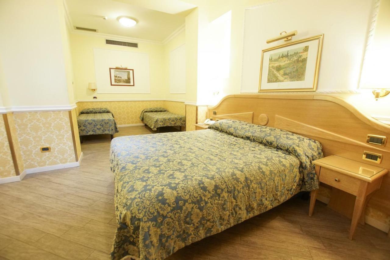 Hotel Giglio Dell'Opera Rom Exterior foto
